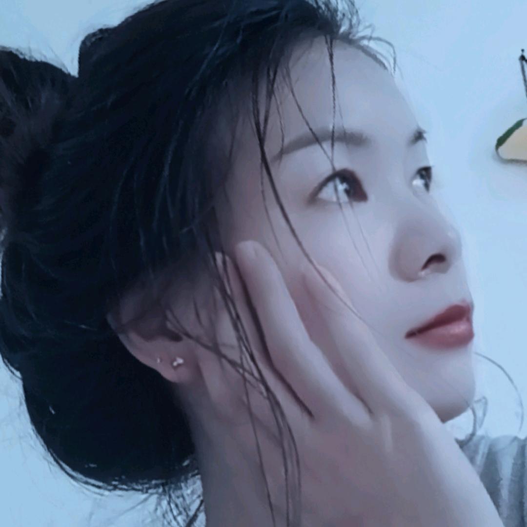 雷某某