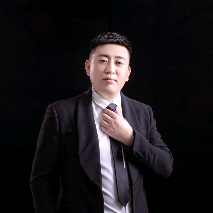 90后何老师