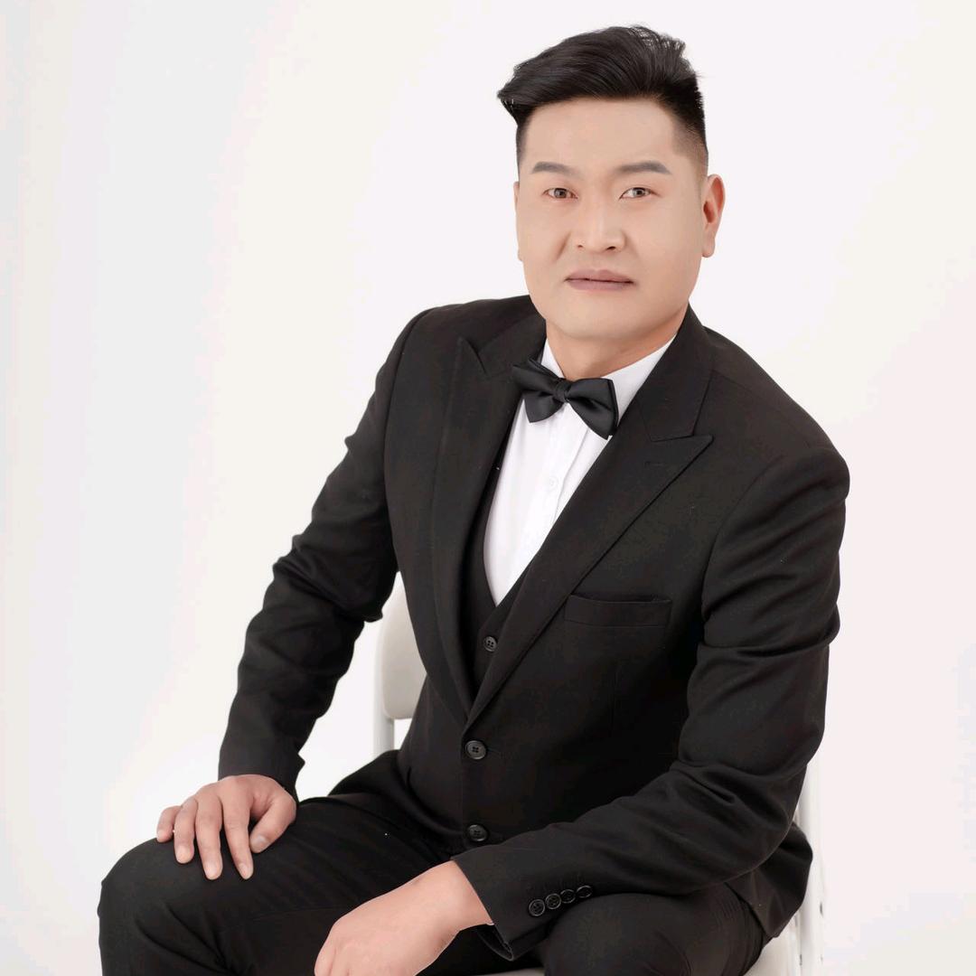 H鹏
