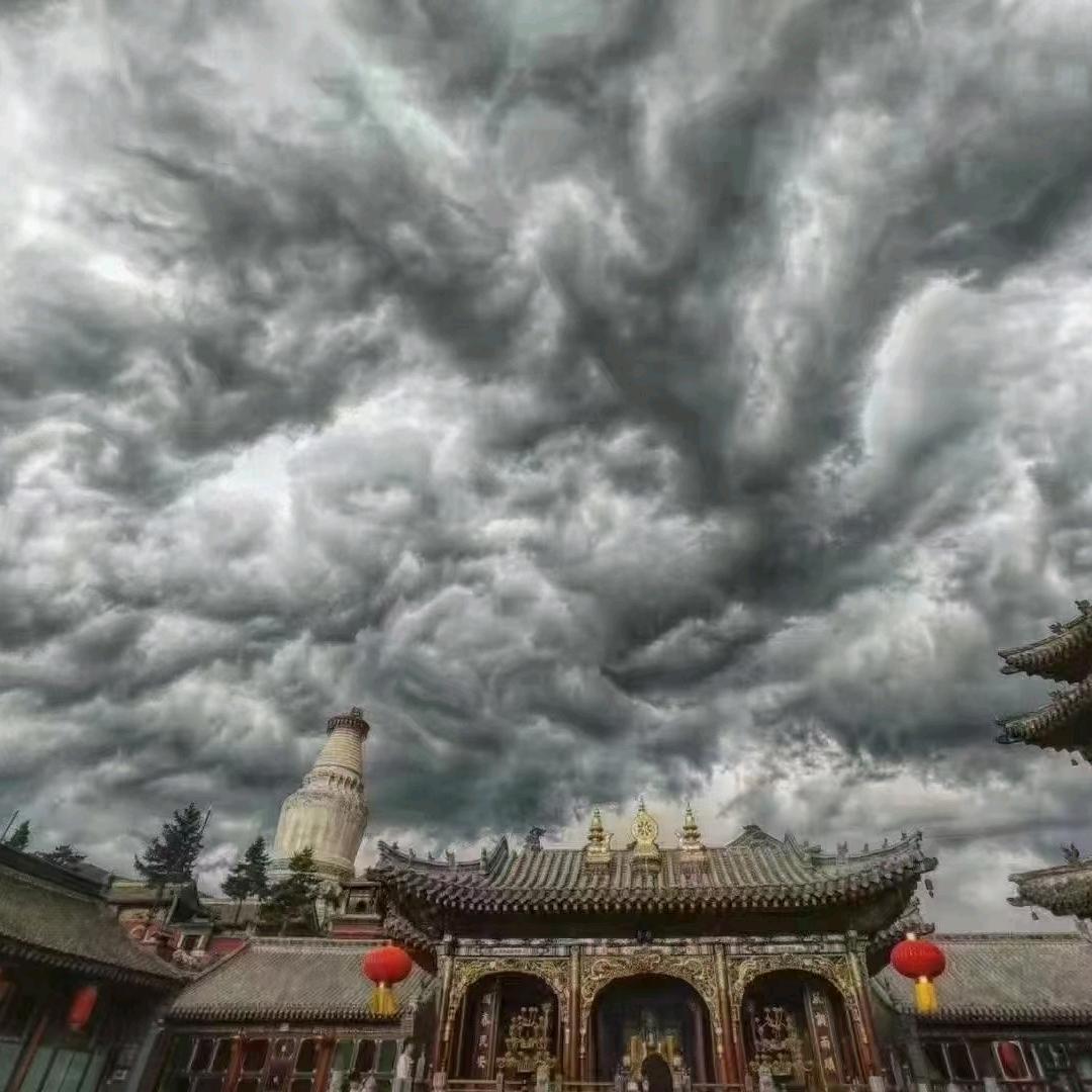 五台山左岸酒店   康振华