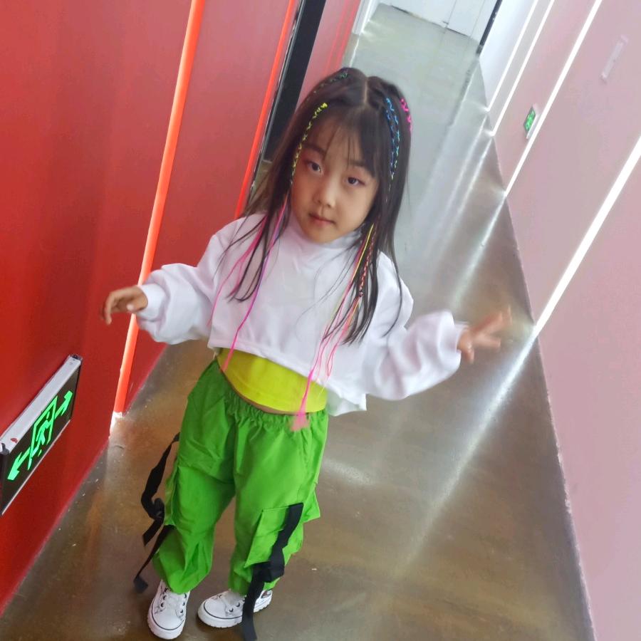 小妮子…