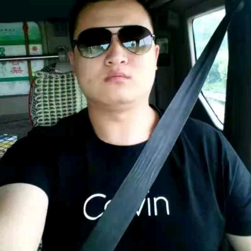 卡车🚛小许