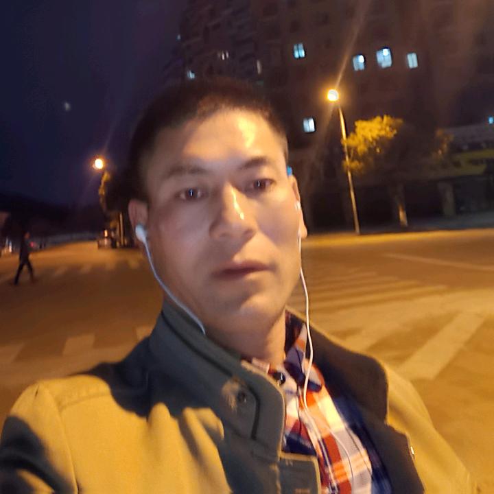 草原雄鹰