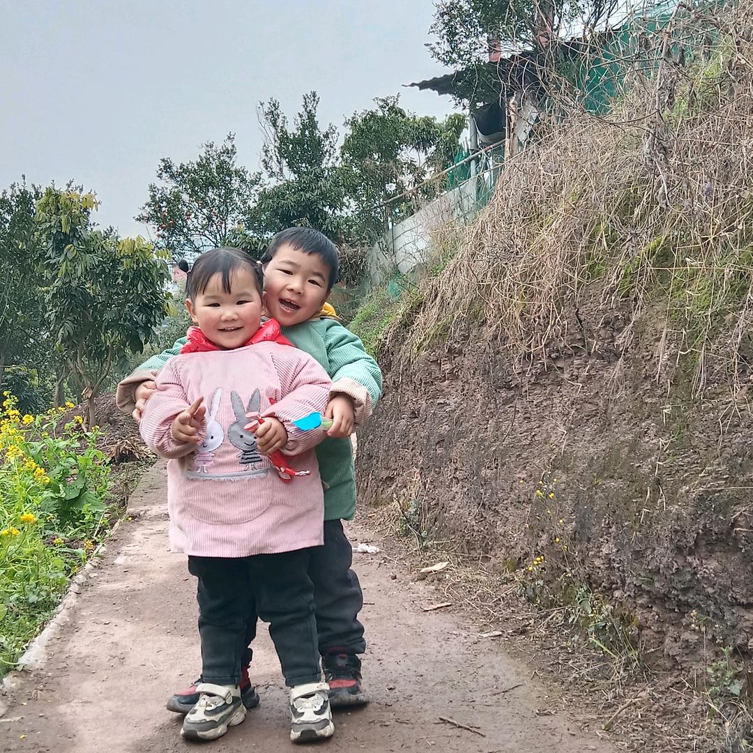 盺盺（请不要连赞 ）
