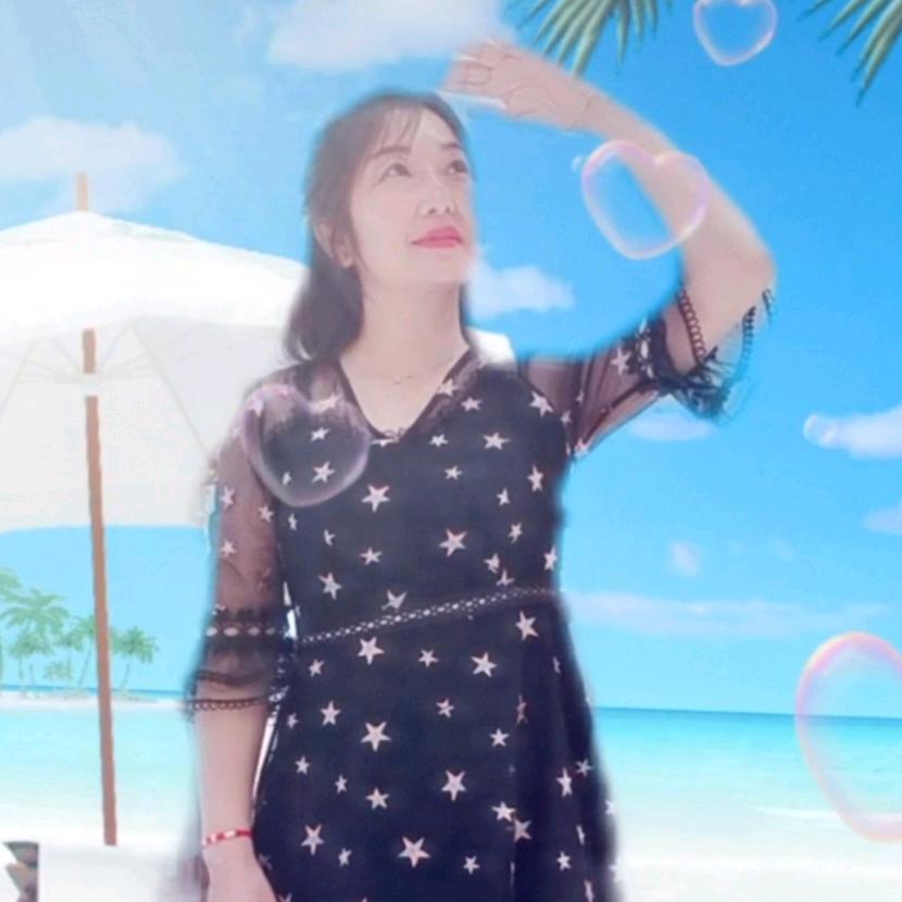 露小小