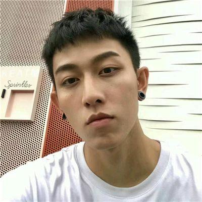 🎶心有猛虎細嗅薔薇🇨🇳