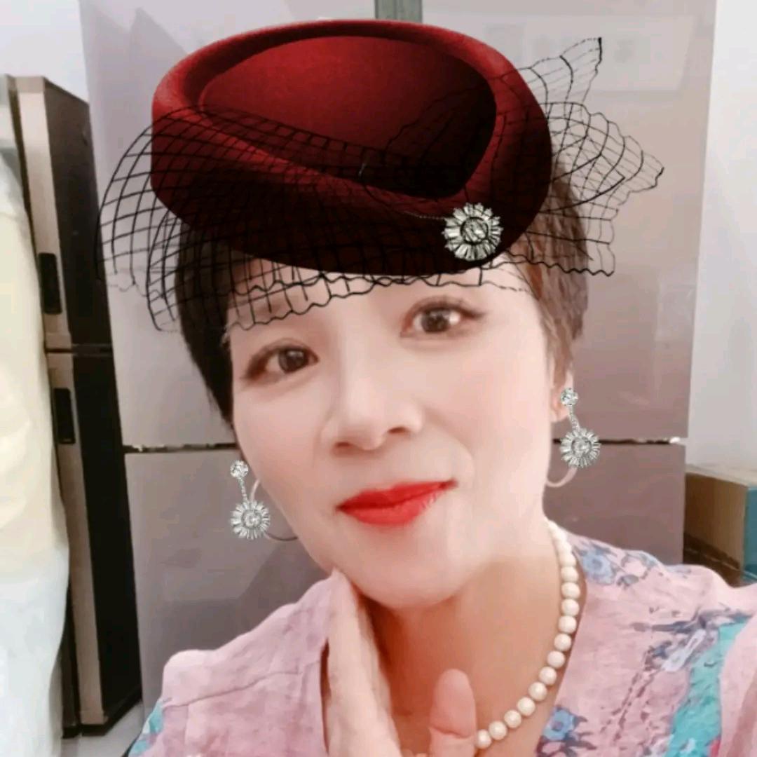 芬子爱唱歌，不定时开播