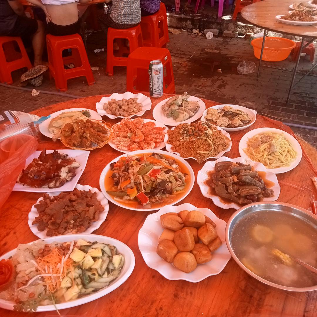 女管家