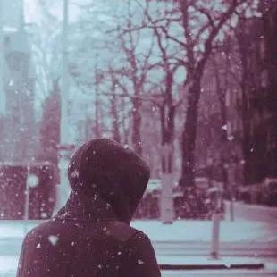 我已成年爱谁谁