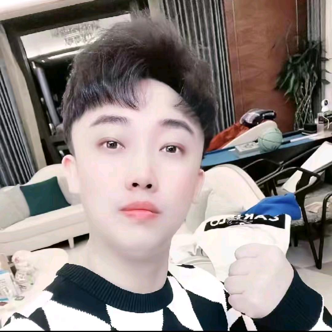 墨陈夏❤️小涵