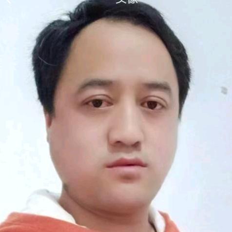 人在孤单谁陪伴
