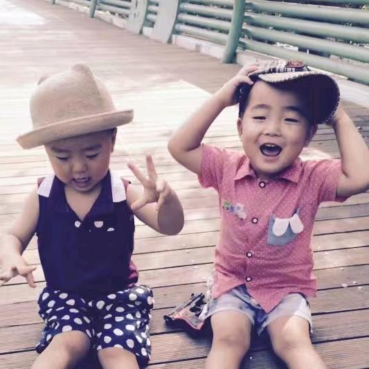 小邱辅料+巅峰者美缝剂调色中心+多乐士漆