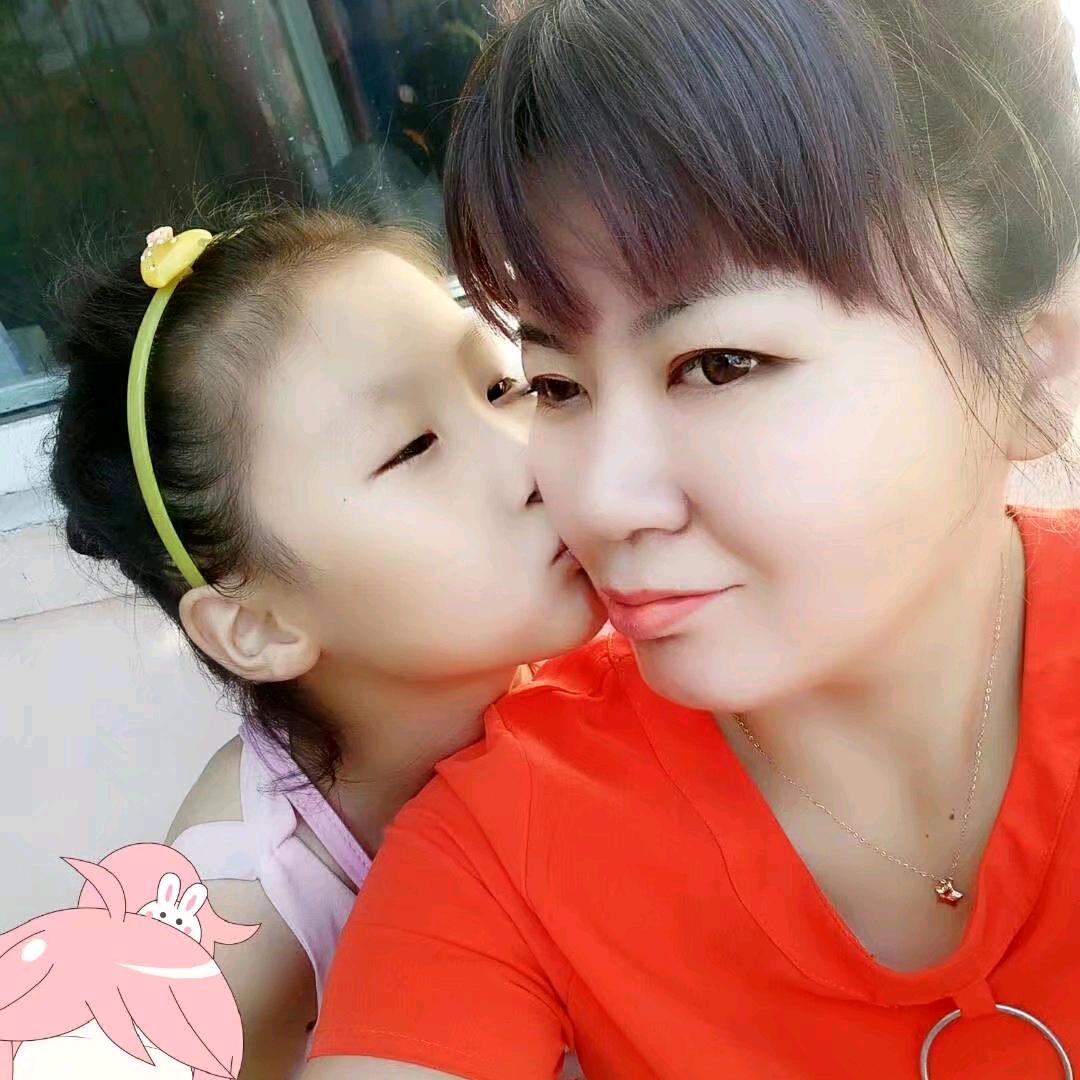爱笑的娜娜