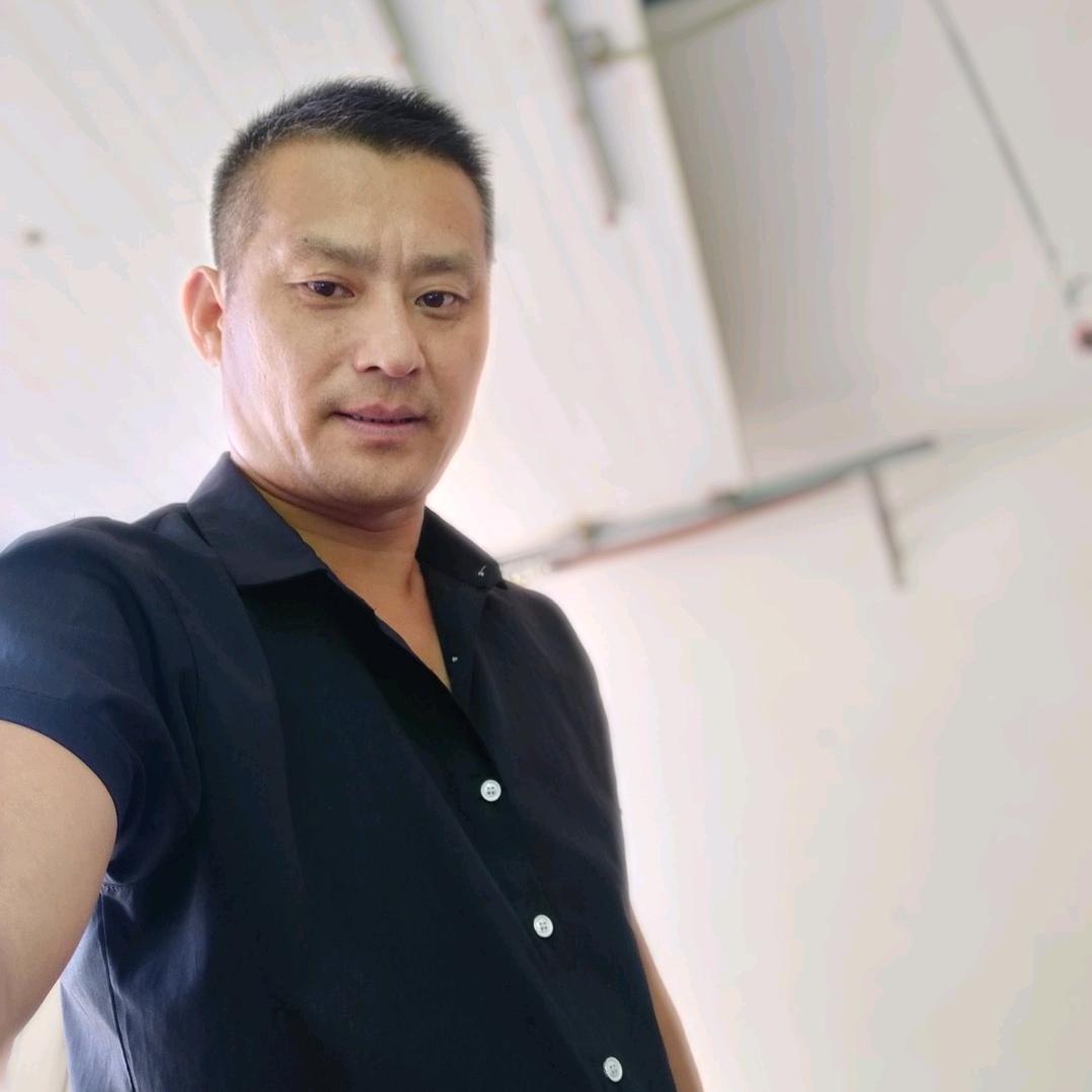 人言乃信      威哥