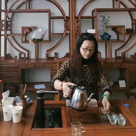 峰姐仙飘飘广州茹意人才服务