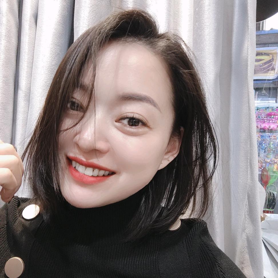 我姓华，中华的华。