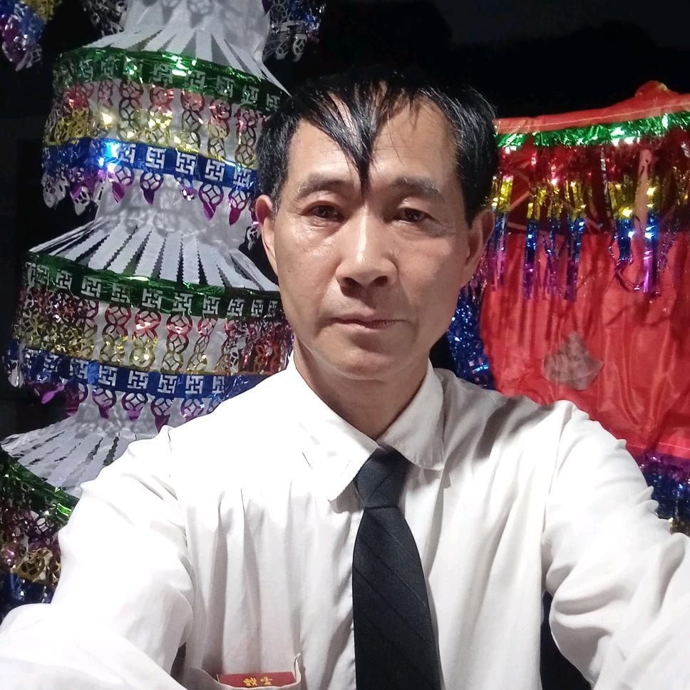 云南三哥音乐团