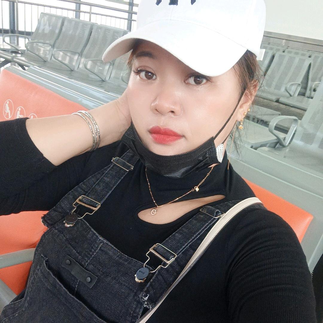 英子