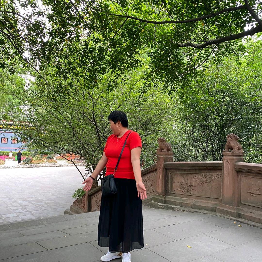 纯朴大姐《68年🐒》