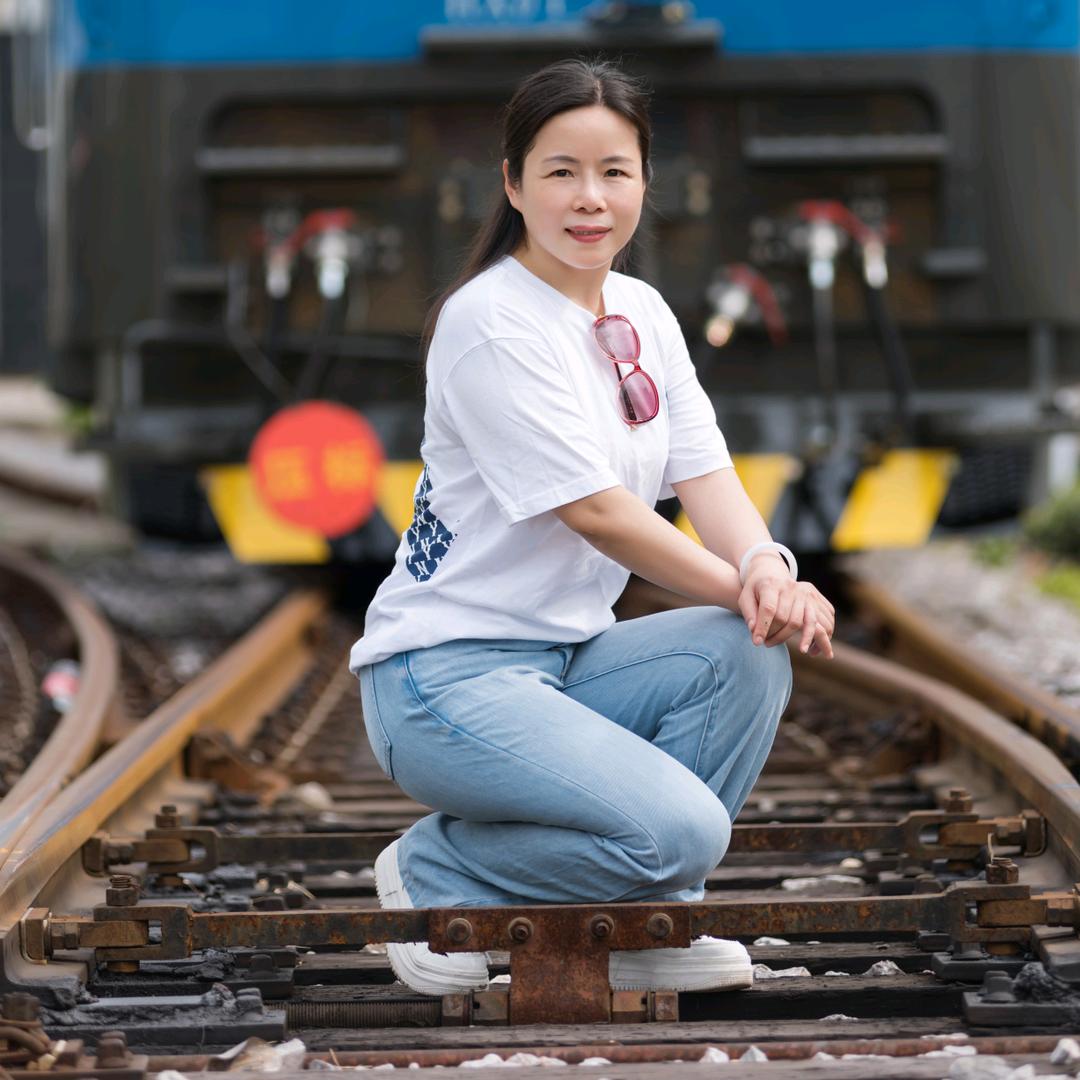 曳舞曼曼