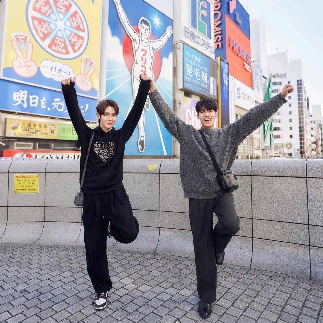 磕CP哪有不发疯的