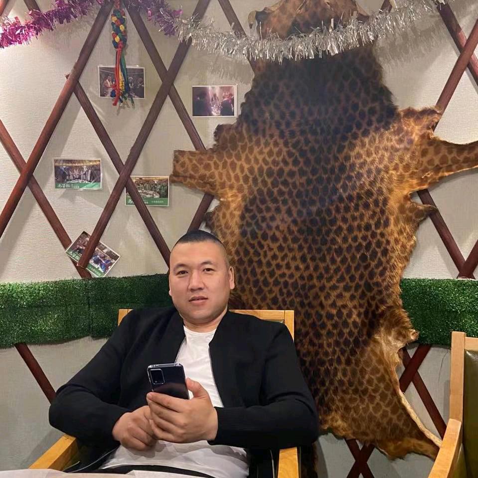 小伙有样