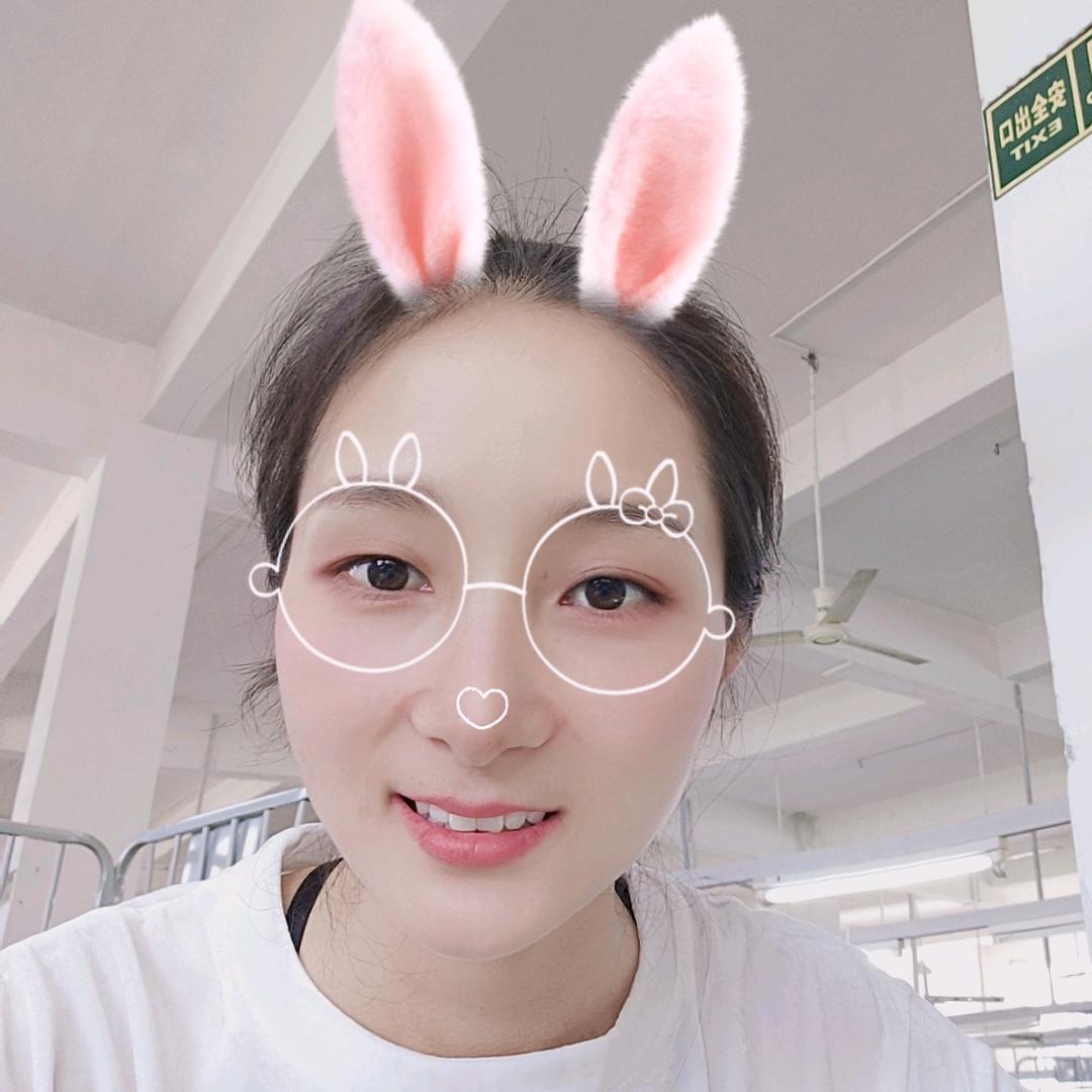 贾有女王