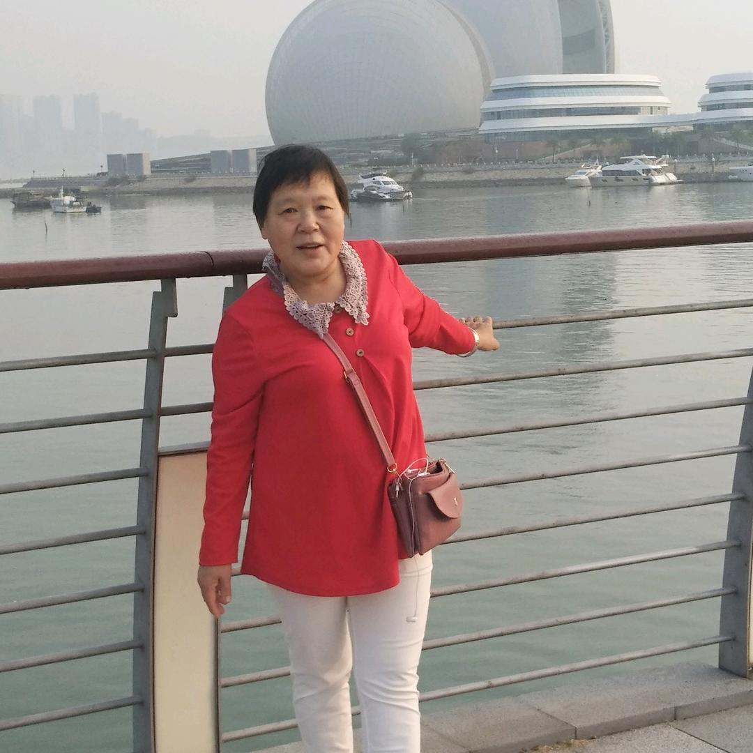 王金玲
