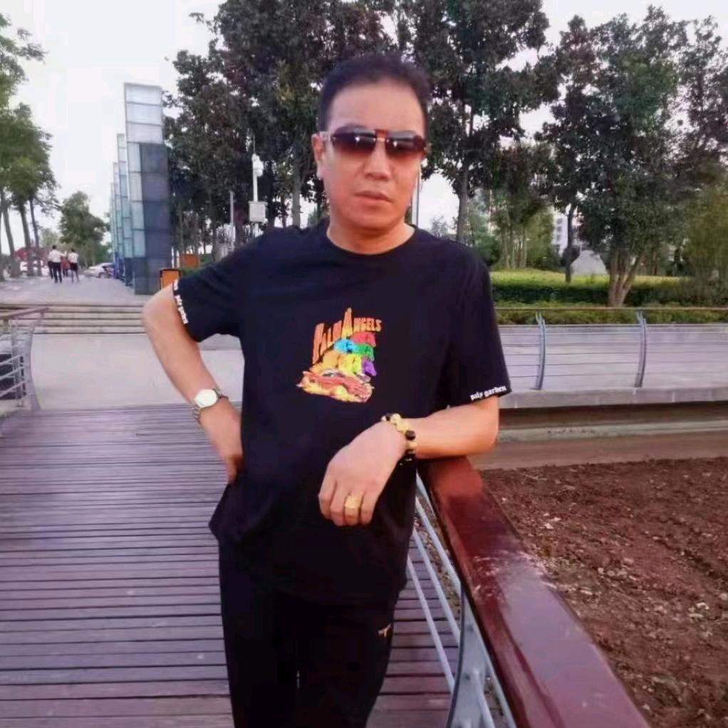 小月走天下承接室内外设计装饰