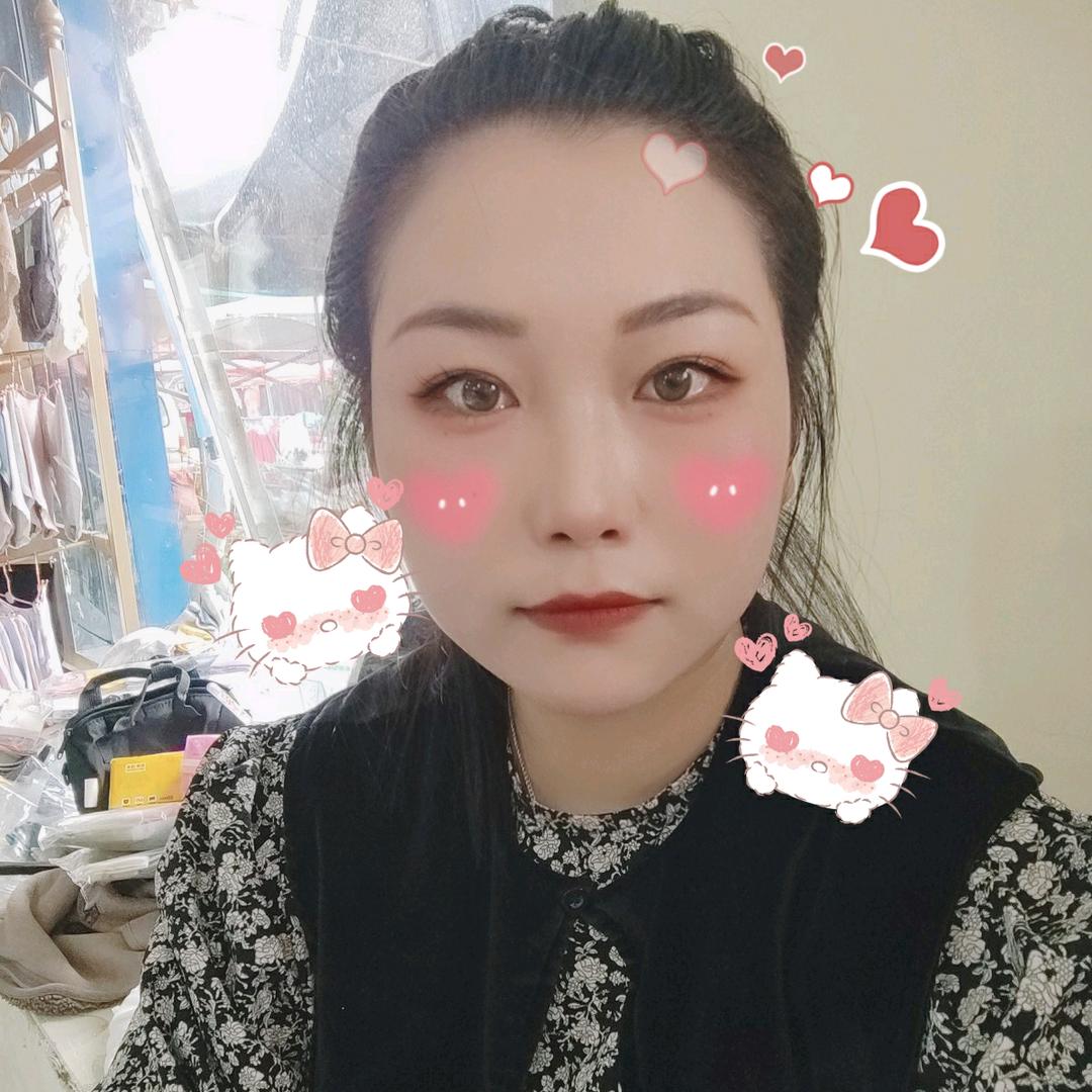 徐州塔山麦多童装青少年潮品