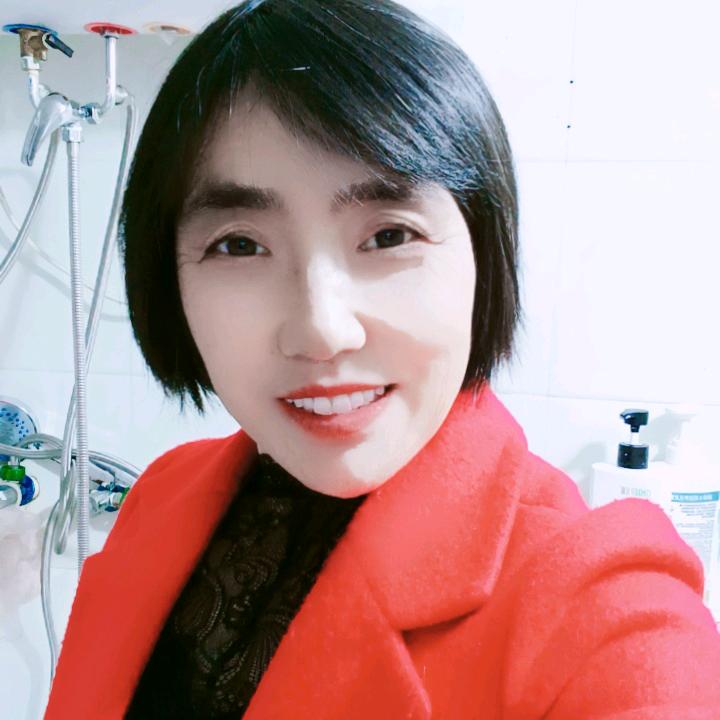 彩霞（蔡）