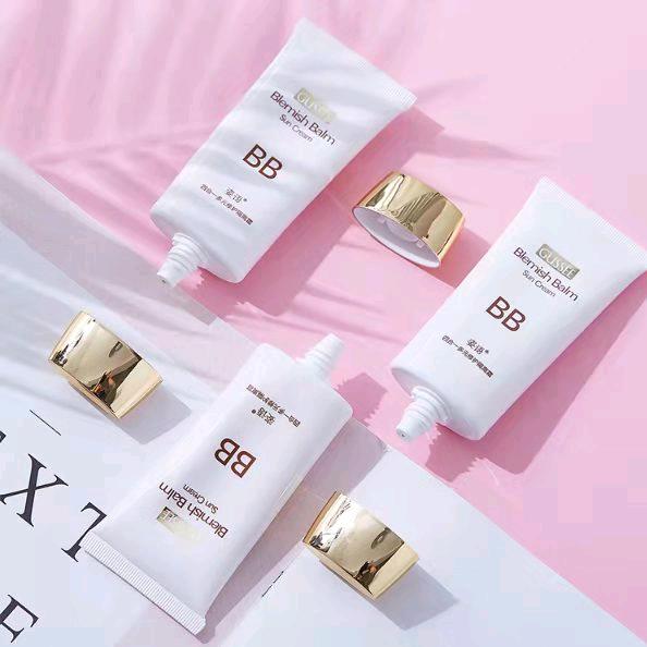 姿语重庆蕾傲商贸有限公司化妆品专卖店