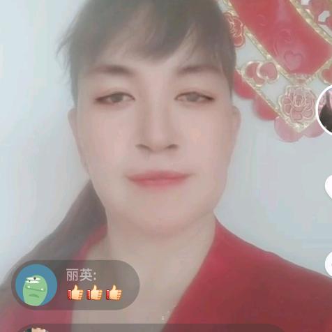 开开心心的