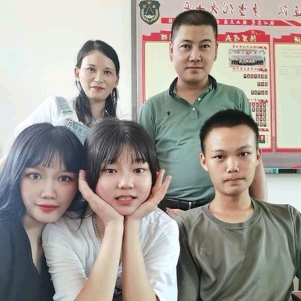 宏伟隆精密数控车床加工，专业倒车雷达开吼