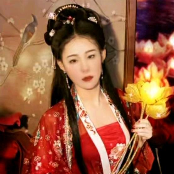 蓝天，白云，拒私聊