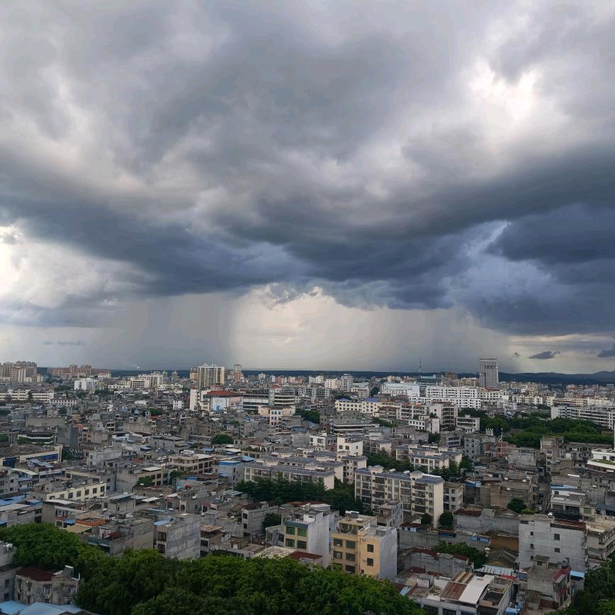 ฅʕ•̫͡•ʔฅ你是银河馈赠给我的一颗糖