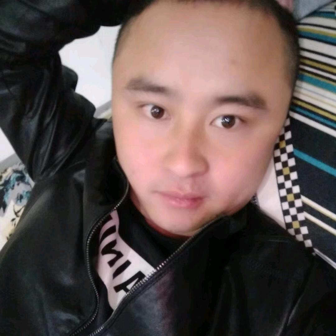 张挖挖机