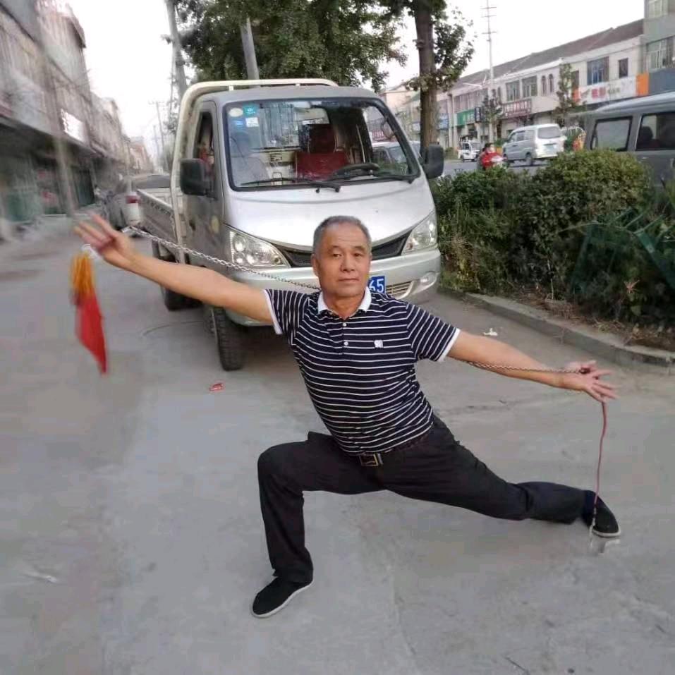 老王