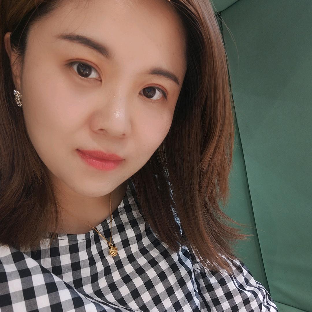 爱格格💋