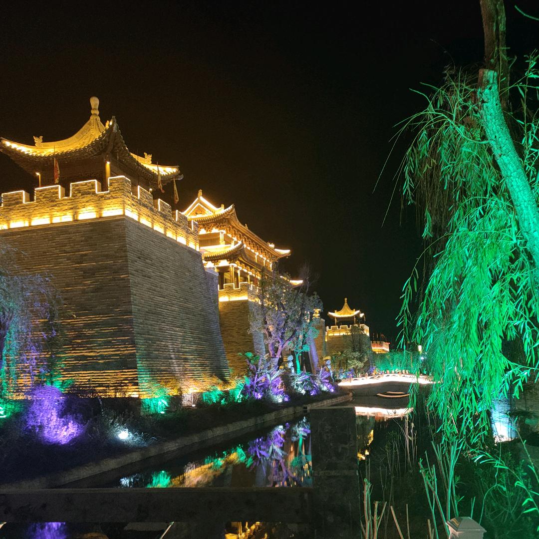 小磊