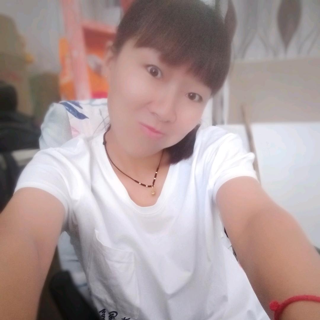 云县瓷砖姐罗英