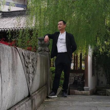 方世胜（安庆悦风商贸格力空调博世地暖）