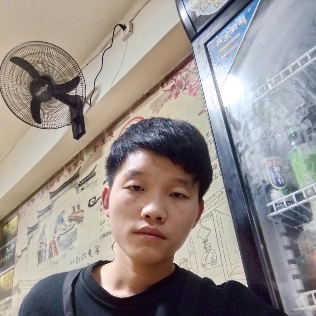 开半挂的陈少