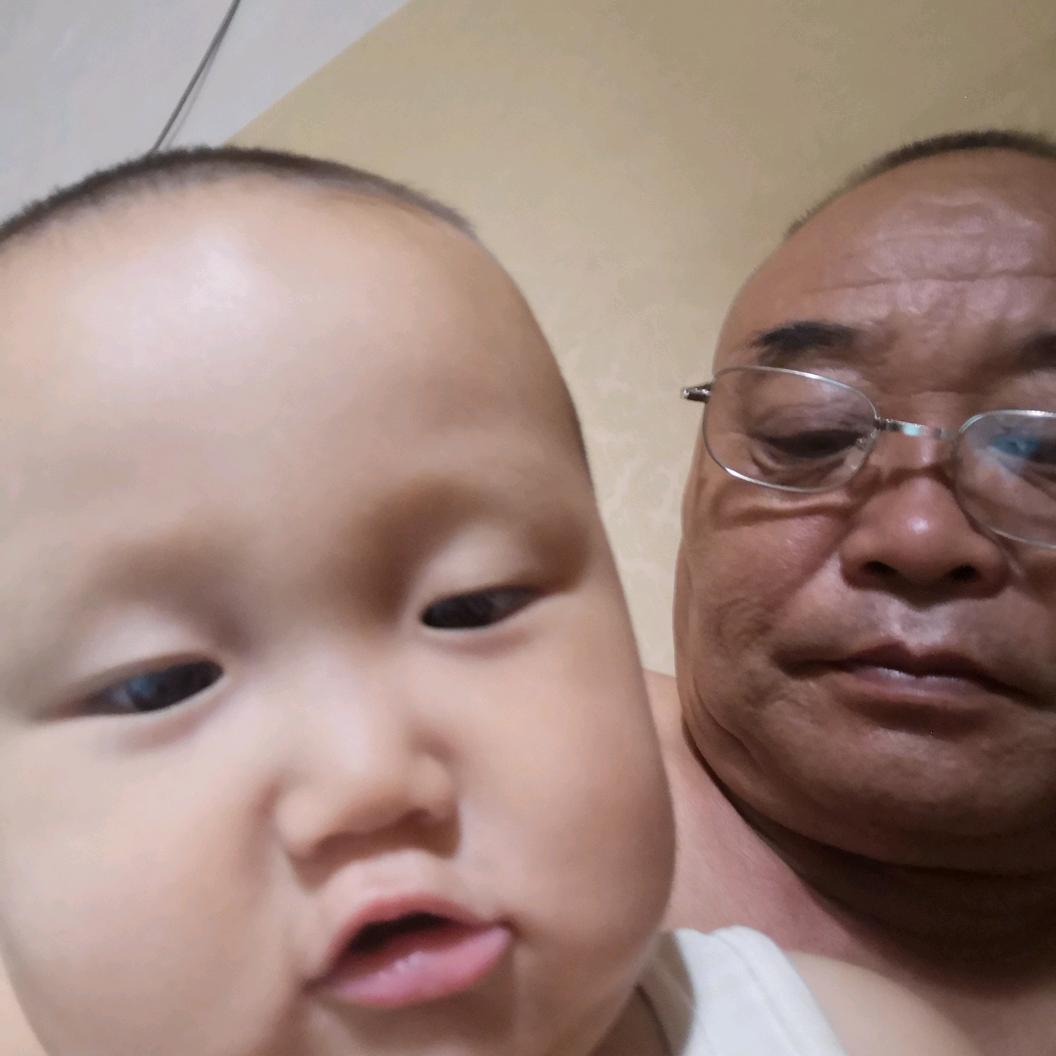 化妆师樱桃子
