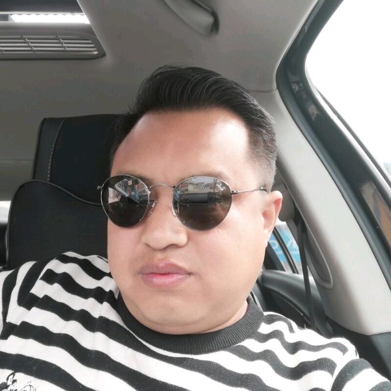 爱唱歌的小王子