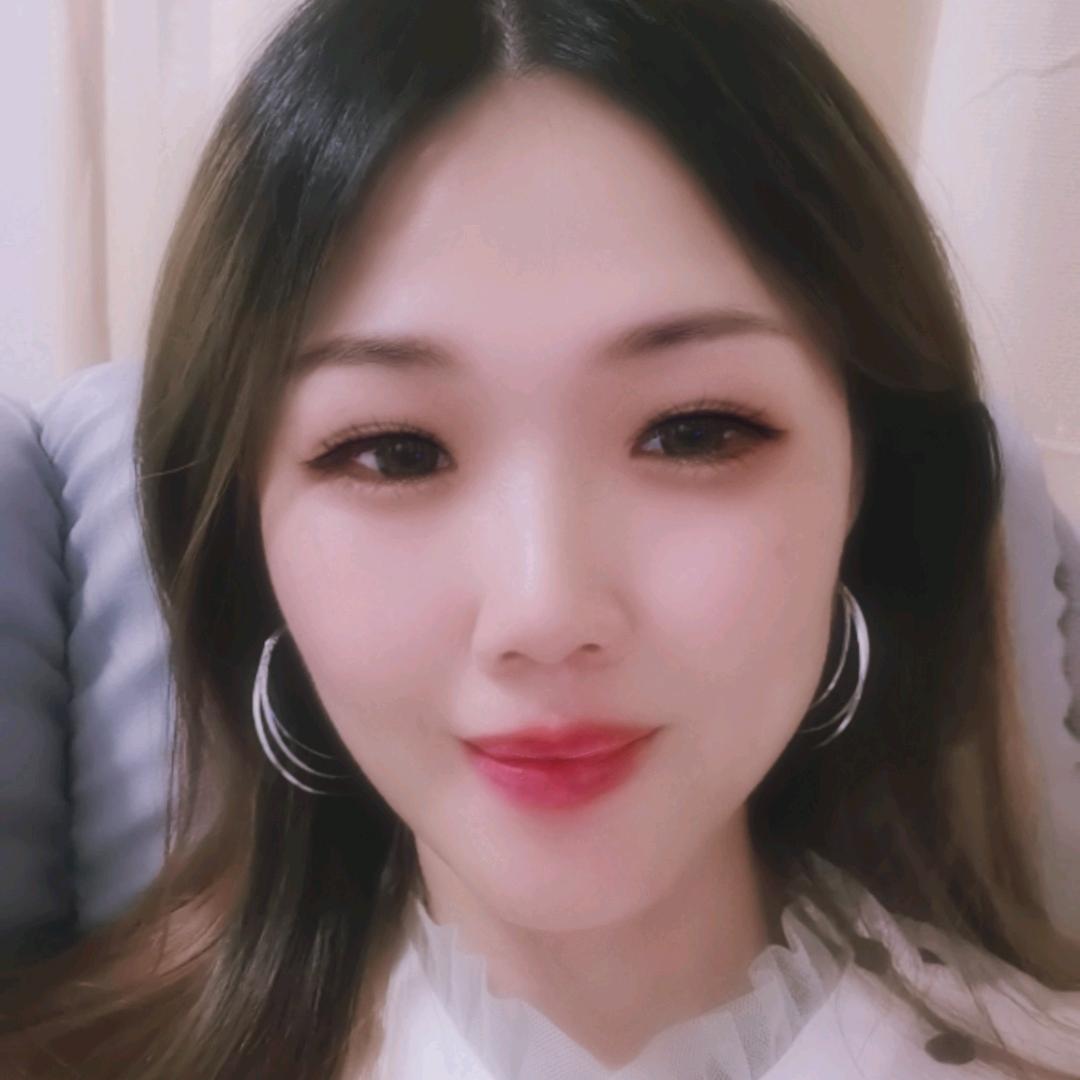 黄莎莎