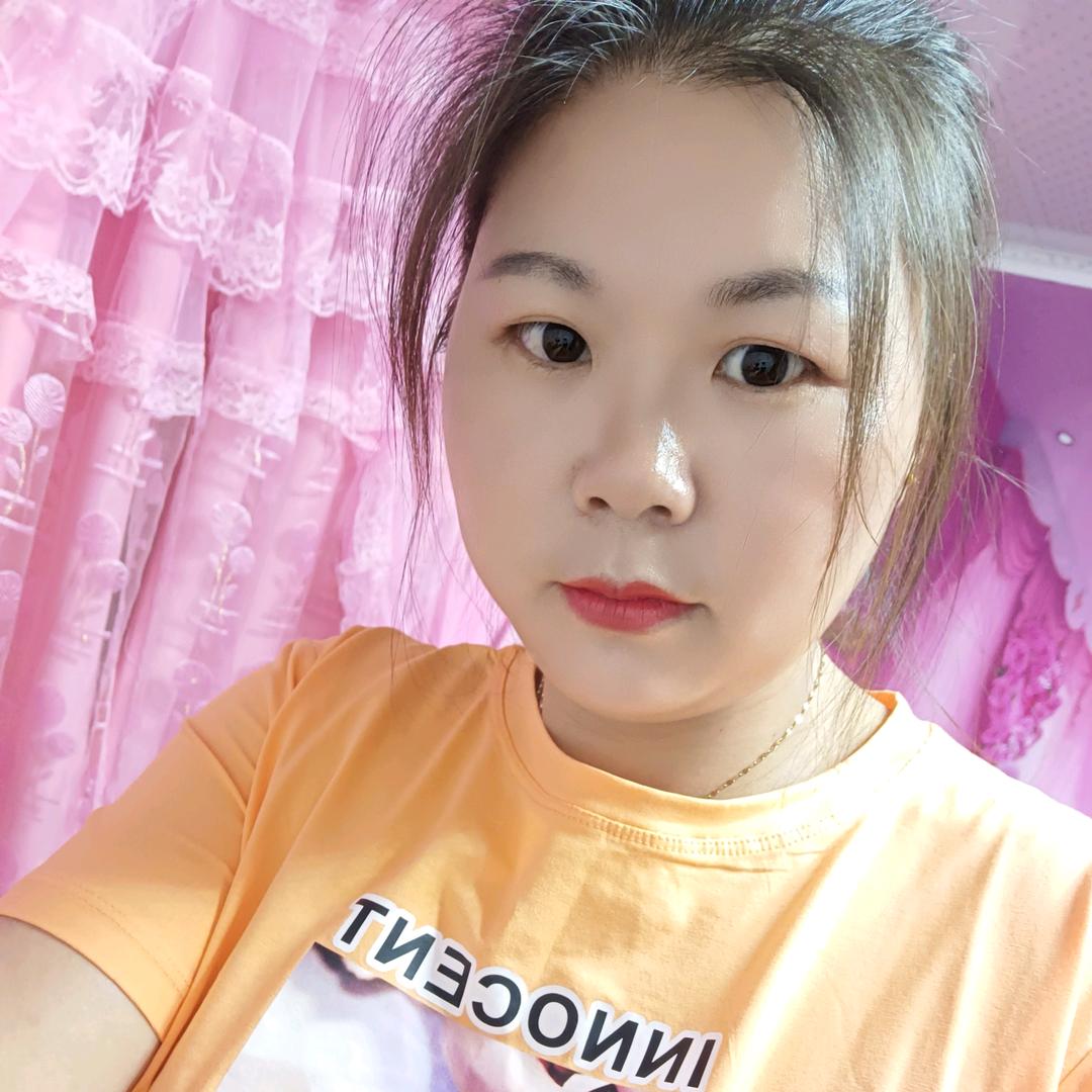 单亲妈妈。