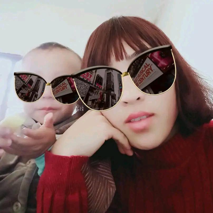 无心看风景，橱窗有好物，欢迎选购