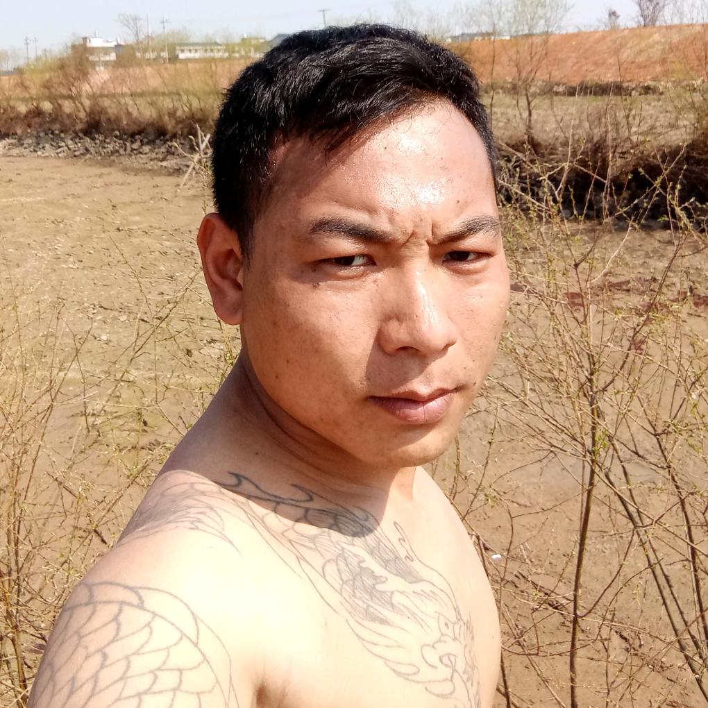 现在只想一个人静静的呆着