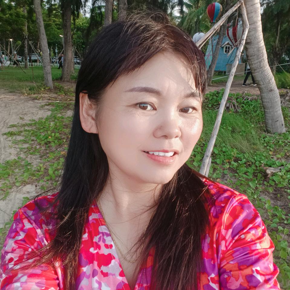 香香《晚上8.10开播》
